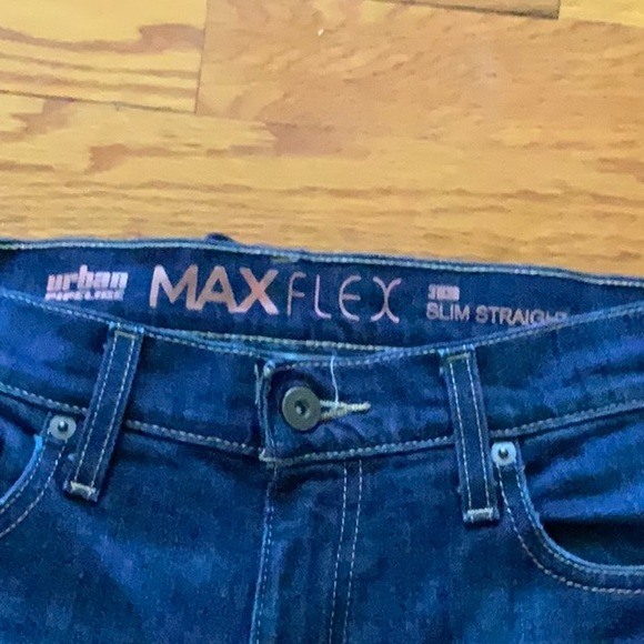 Max flex  Slim Straight Men Jeans - Picture 4 of 4